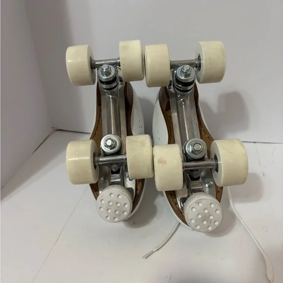 Papaison Professional Quad Roller Skates, which are for indoor and outdoor use - Picture 9 of 10